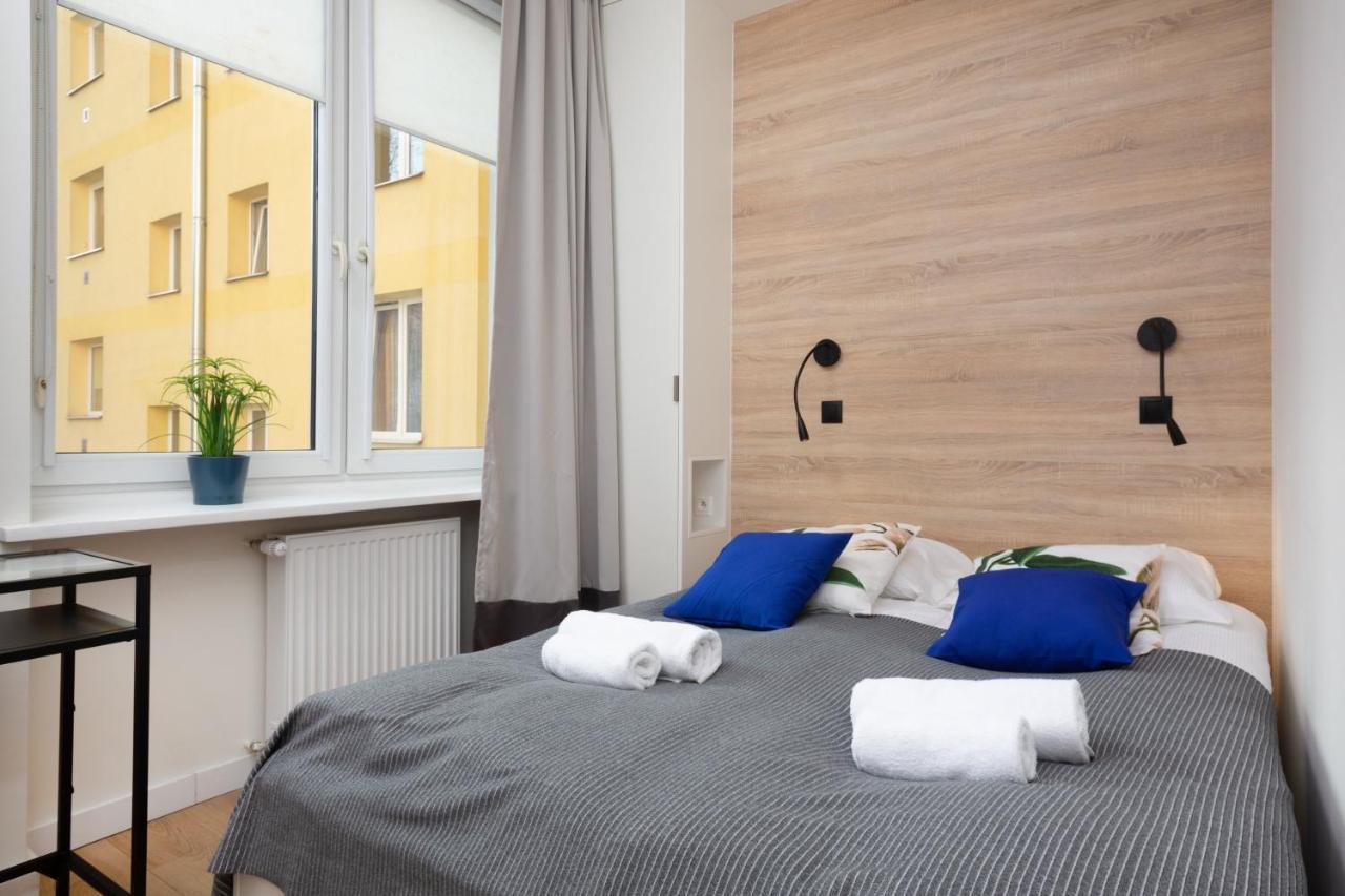 Family City Center Apartment By Renters Prestige Warszawa Exteriör bild